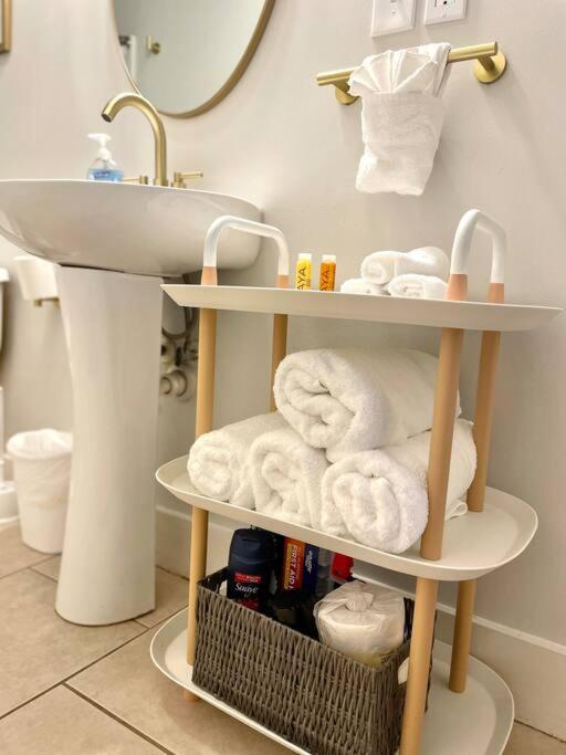 Geodis Park Apartment In Weho Nashville Dış mekan fotoğraf